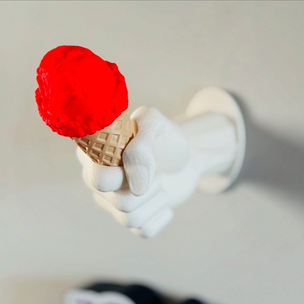 Mão com sorvete — foto 2